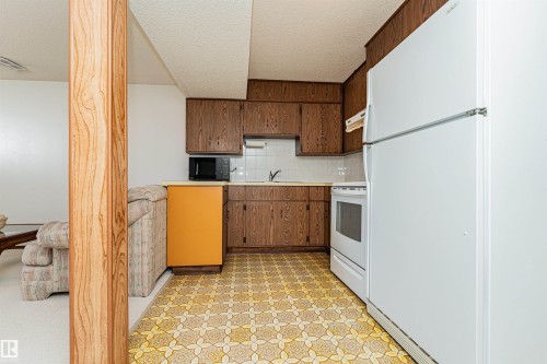10530 173A Avenue Nw, Edmonton, AB 