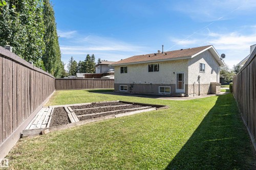 10530 173A Avenue Nw, Edmonton, AB 