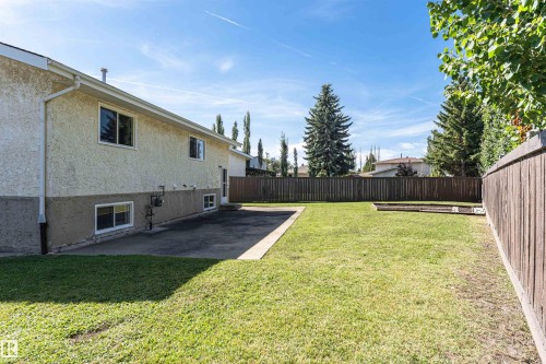 10530 173A Avenue Nw, Edmonton, AB 