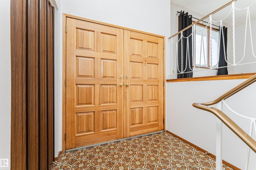 10530 173A Avenue Nw, Edmonton, AB 