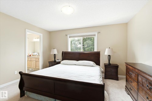 24 Everwood Close, St. Albert, AB - Indoor Photo Showing Bedroom