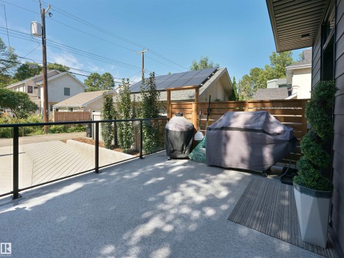 9538 100A Street Nw, Edmonton, AB 