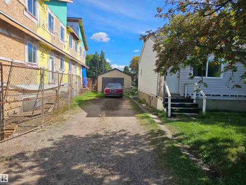 9905 163 Street Nw, Edmonton, AB 