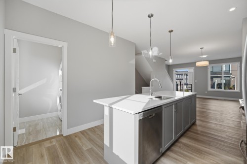 #59 6905 25 Av Sw, Edmonton, AB 