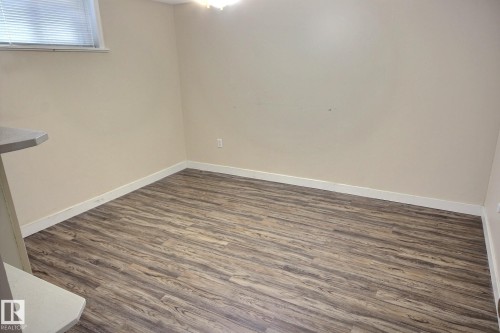 9457 79 Street Nw, Edmonton, AB 