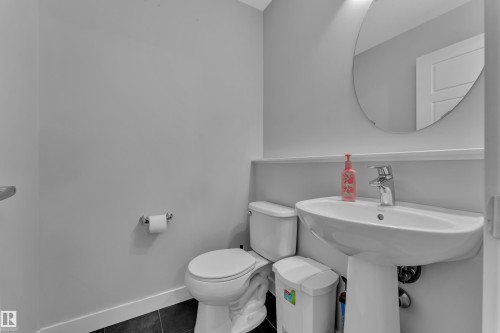 9919 217 Street Nw, Edmonton, AB 