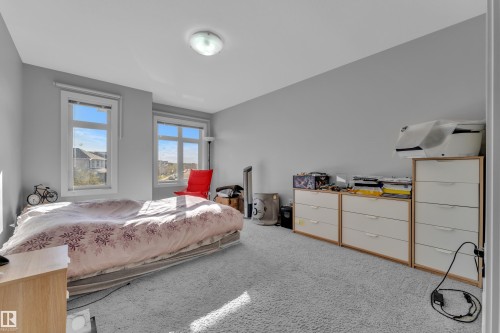 9919 217 Street Nw, Edmonton, AB 