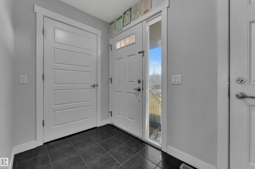 9919 217 Street Nw, Edmonton, AB 