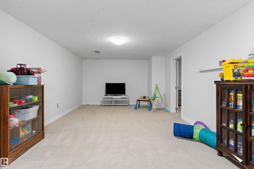 3839 117 Street Nw, Edmonton, AB 