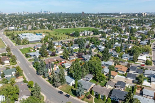3839 117 Street Nw, Edmonton, AB 