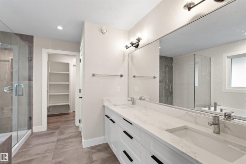9804 223 Street Nw, Edmonton, AB 