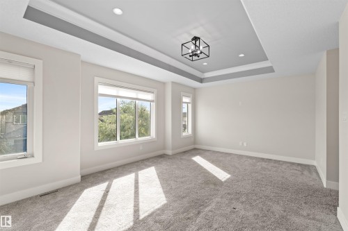 9804 223 Street Nw, Edmonton, AB 