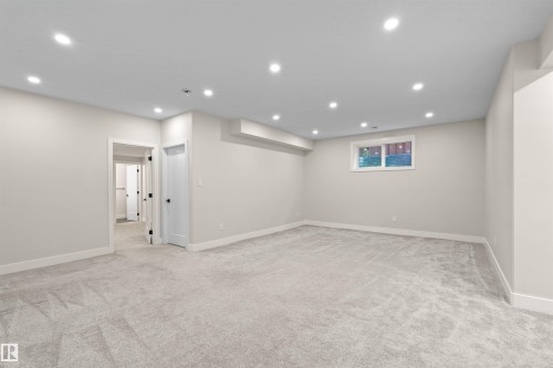 9804 223 Street Nw, Edmonton, AB 