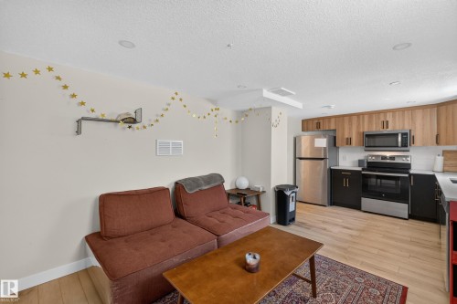 10819 92 Street Nw, Edmonton, AB 
