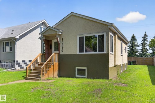 10819 92 Street Nw, Edmonton, AB 