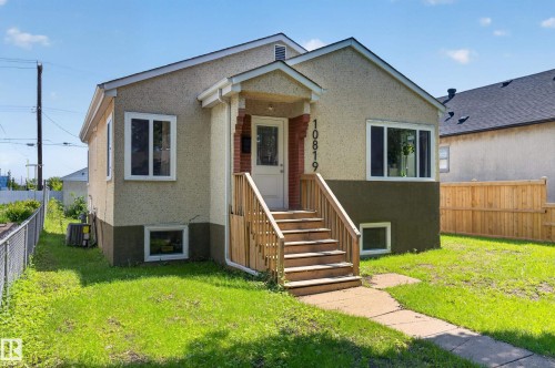 10819 92 Street Nw, Edmonton, AB 