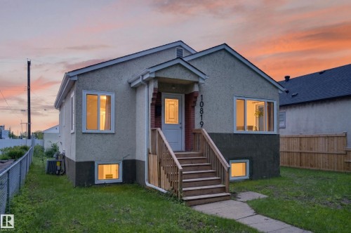 10819 92 Street Nw, Edmonton, AB 