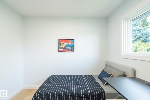 16136 109A Avenue Nw, Edmonton, AB 