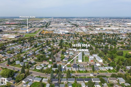 16136 109A Avenue Nw, Edmonton, AB 