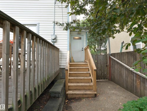 10968 75 Avenue Nw, Edmonton, AB 