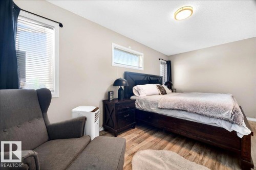 21339 91 Avenue Nw, Edmonton, AB 
