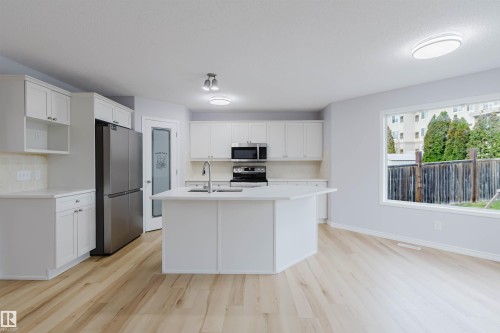 1227 115 Street Sw, Edmonton, AB 