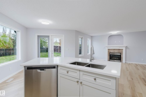 1227 115 Street Sw, Edmonton, AB 