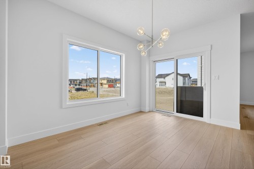 7089 Kiviaq Crescent Sw, Edmonton, AB 