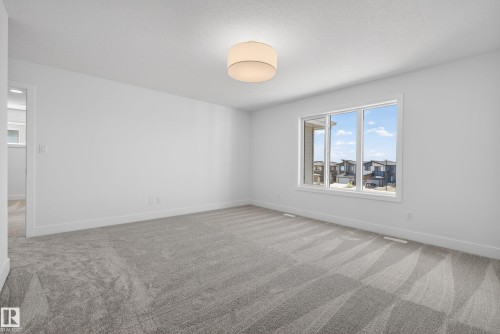 7089 Kiviaq Crescent Sw, Edmonton, AB 