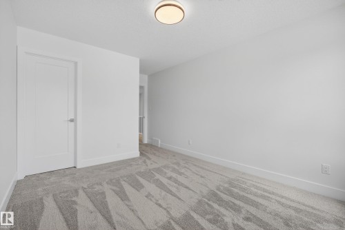 7089 Kiviaq Crescent Sw, Edmonton, AB 
