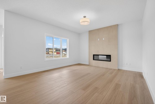 7089 Kiviaq Crescent Sw, Edmonton, AB 