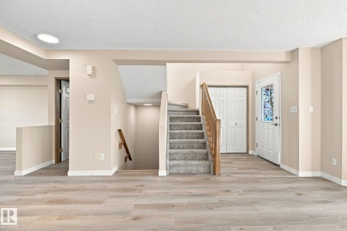 4267 24 Street Nw, Edmonton, AB 