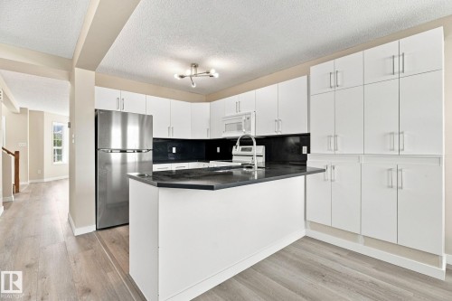 4267 24 Street Nw, Edmonton, AB 
