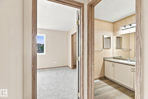 4267 24 Street Nw, Edmonton, AB 