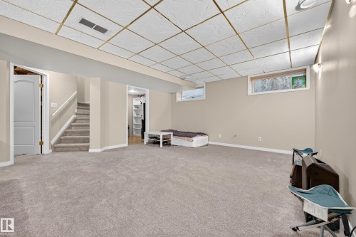 11813 11B Avenue Nw, Edmonton, AB 