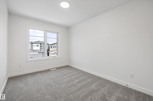 1315 11 Avenue Nw, Edmonton, AB - Indoor Photo Showing Other Room