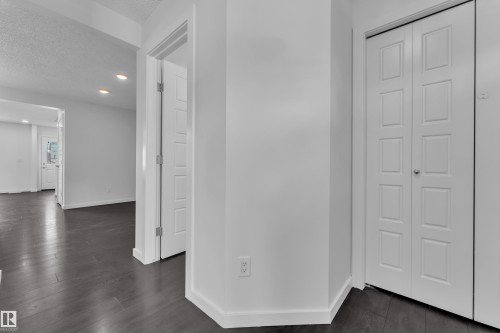 4118 6A Street Nw, Edmonton, AB 