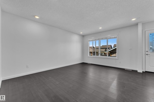 4118 6A Street Nw, Edmonton, AB 