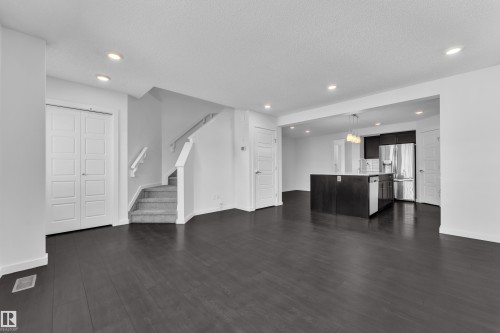 4118 6A Street Nw, Edmonton, AB 