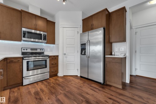 1411 25 Avenue Nw, Edmonton, AB 