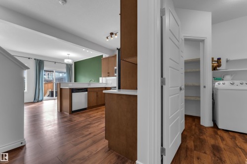 1411 25 Avenue Nw, Edmonton, AB 