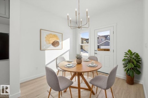 20715 43 Avenue Nw, Edmonton, AB 