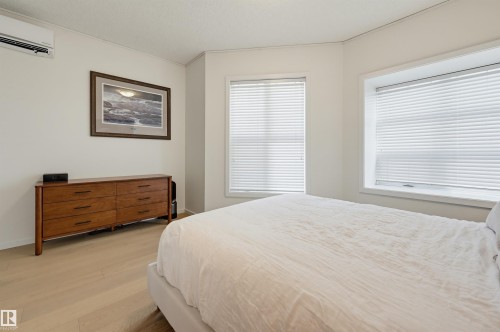 #403 9910 111 St Nw, Edmonton, AB - Indoor Photo Showing Bedroom