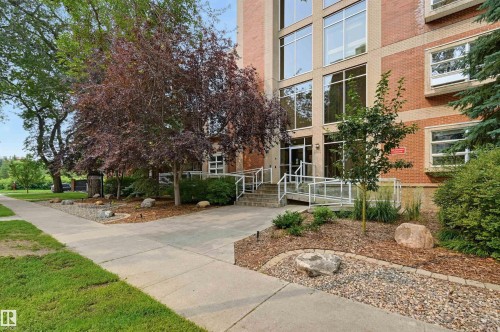 #403 9910 111 St Nw, Edmonton, AB - Outdoor