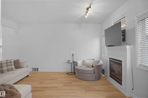#53 13825 155 Av Nw, Edmonton, AB 