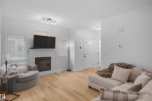 #53 13825 155 Av Nw, Edmonton, AB 