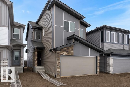 8704 183 Avenue Nw, Edmonton, AB 