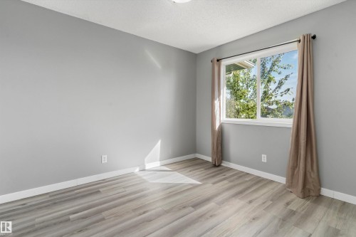 2947 26 Street Nw, Edmonton, AB 