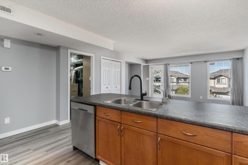 2947 26 Street Nw, Edmonton, AB 