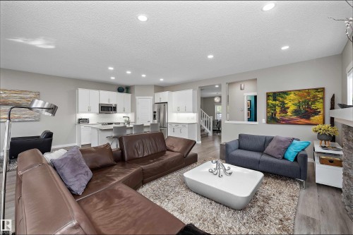 8220 Summerside Grande Boulevard Sw, Edmonton, AB 